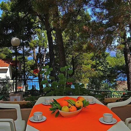 Apartman Korunic Lumbarda